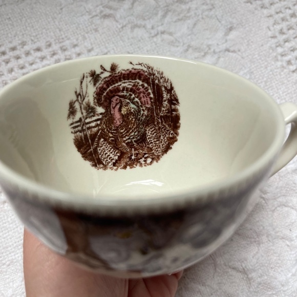 Johnson Brothers  His Majesty Flat Cup - Picture 3 of 7